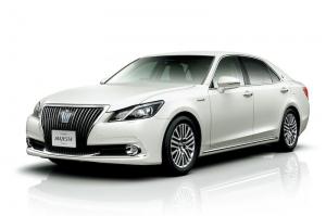 Toyota Crown Majesta F Version 2014 года